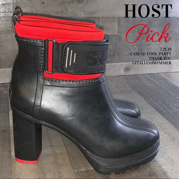 Sorel Shoes - Sorel Black and Red Ankle Rain Boot Heels